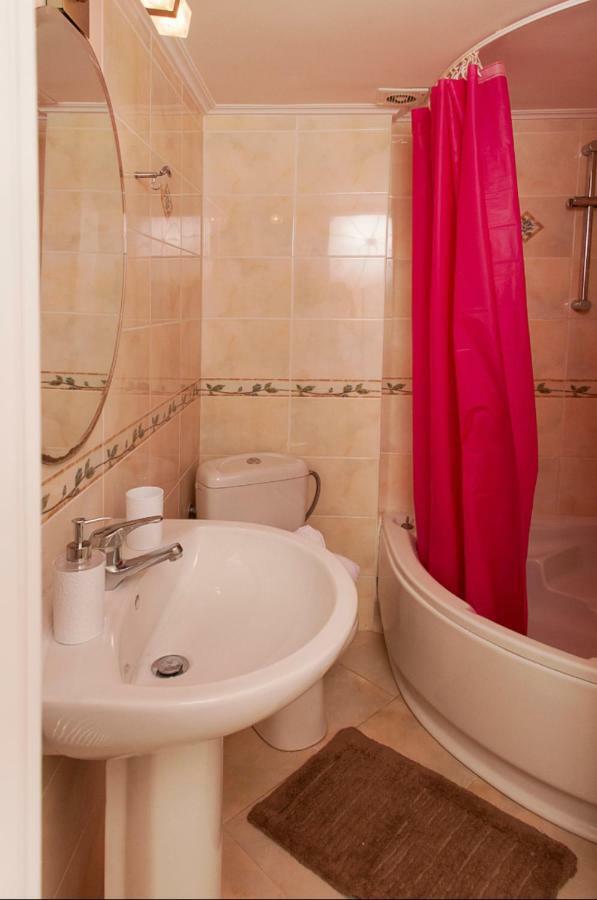 Relaxing Appt. Into The Heart Of Historical Center Apartamento Kalamata Exterior foto